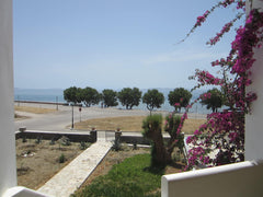 ΑΜA: 00000065170<br />Fully equipped and cozy 45sqm apartment in convenient loca Athens, Greece Nice seashore apartment in Chora, Tinos isl. Entire rental unit vacation rental 5321986