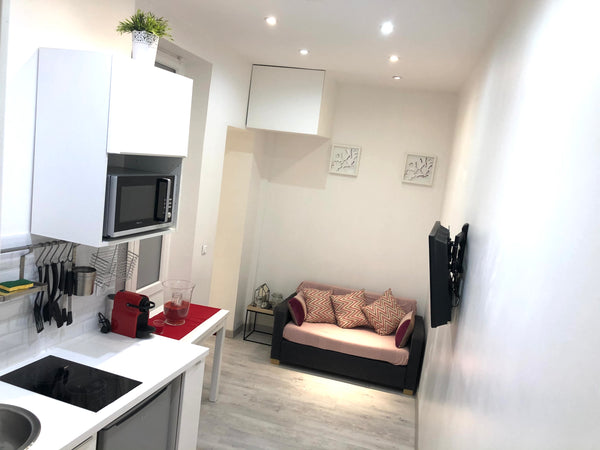 appartement situé en plein coeur du marais, à deux pas de la place de la républi Paris, France best in the center of paris Entire rental unit vacation rental 6728961