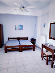 Nice studio in a great place, autonomous bathroom, refrigerator, small cooker, t Aliki, Greece Beautiful studio near the beach #2 - Aliki/Paros Entire rental unit vacation rental 15448483