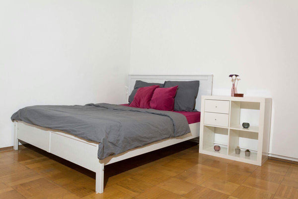 The airport train stops at Rennweg which is conveniently where my flat is locate  Spacious Room near Belvedere Castle Private room in rental unit vacation rental 21724510