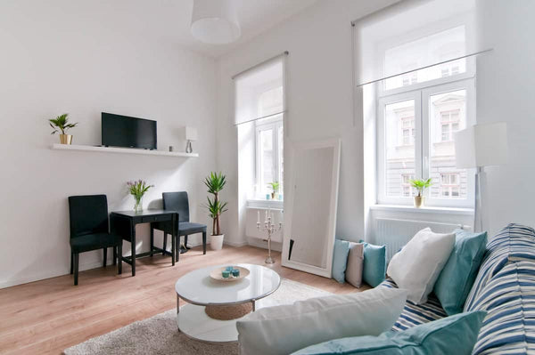 This bright and spacious apartment is a great option for a traveling group or a   ★Luxurious and Bright★5 min walk to city center Entire rental unit vacation rental 570954696099446101