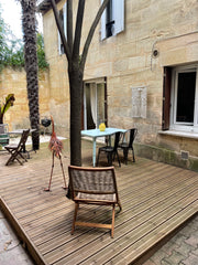 L'appartement est dans un quartier très calme avec une agréable petite cours com Bordeaux, France T2 dans une petite Co-pro avec cours intérieure Entire loft vacation rental 19537277