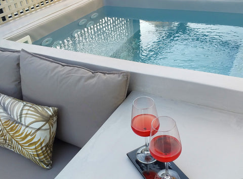 A Penthouse apartment in the Syntagma area, featuring 2 private balconies & a he Athens, Greece Private plunge pool, top floor Syntagma apartment Entire rental unit vacation rental 35838490