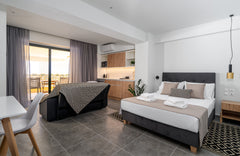 City Stories offers high quality amenities in a fully equipped and refurbished s  City Stories #3 - free private parking! Entire rental unit vacation rental 668585898331586921