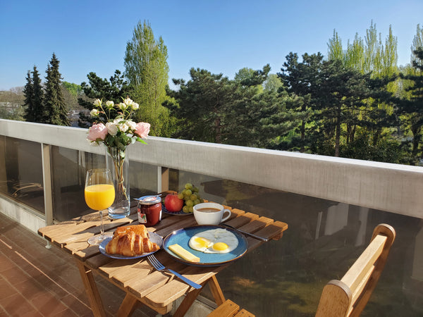 Charmant appartement lumineux de 78m2, un garage fermé est à votre disposition d Brussels, Belgium Lumineux Appartement avec terrasse et garage Entire rental unit vacation rental 604884603601930535