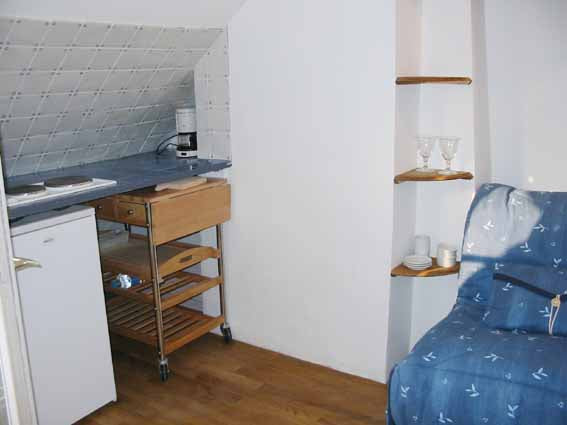 NOUS LOUONS UNIQUEMENT AU MOIS <br /><br />C'est une chambre qui se trouve au 6e Paris, France room for student Montparnasse 6 Private room in rental unit vacation rental 782593