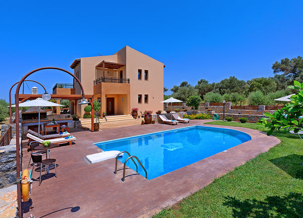 This villa is very comfortable for up to 8 persons and lies on a hillside above  Crete, Greece Villa Erato Entire villa vacation rental 50711625