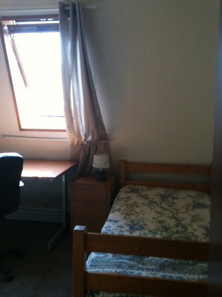 ideal student. shops near by<br /><br /><b>The space</b><br />Room 6th floor cen  Room last floor - Paris Entire rental unit vacation rental 6919917