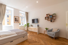 Nur wenige Minuten vom Wiener Hauptbahnhof entfernt bietet das Apartment eine se  Vienna City Apartment Entire serviced apartment vacation rental 701300573083752416