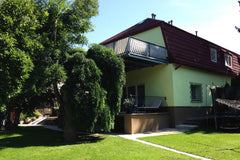 <b>Guest access</b><br />Garten und Terrasse Vienna, Austria Families and groups welcome Private room in villa vacation rental 22185063