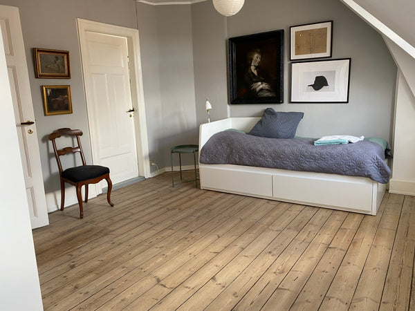Light room with a view to the rooftops of hip Nørrebro and a balcony - also acce Copenhagen, Denmark Nørrebro with balcony Private room in rental unit vacation rental 15227471