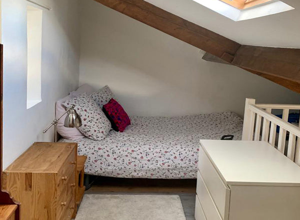 Dans le passage de la villa du Bois d'Orme, joli petit duplex lumineux au calme  Paris, France Joli petit duplex lumineux et au calme Entire rental unit vacation rental 19651329
