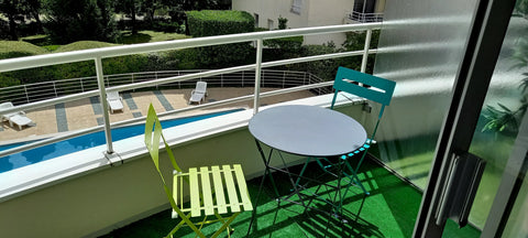 Agréable studio avec balcon dans résidence de standing avec piscine.<br />Tram A Pessac, France Studio en résidence avec piscine Entire condo vacation rental 51402907