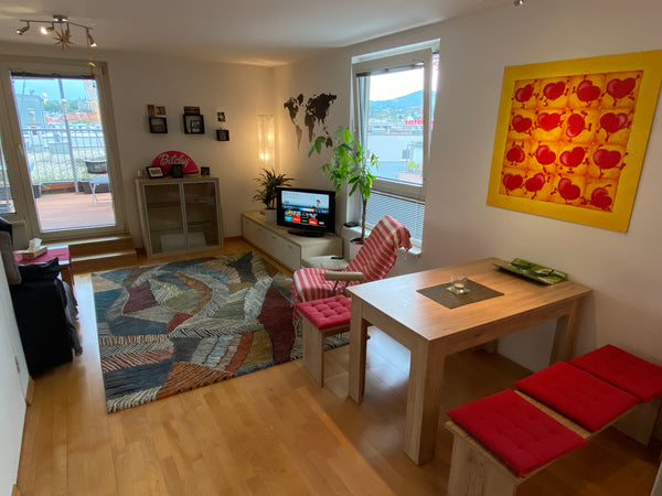 Welcome to your cosy little Apartment in Viennas green North near the stunning V Vienna, Austria Cosy 2-Room Apartment with big sunny Terrace! Entire rental unit vacation rental 7962637