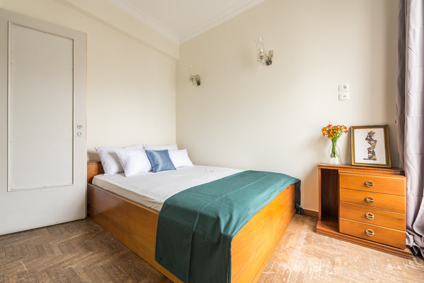Located right opposite the park, offering a fabulous panoramic view of the city, Athens, Greece PORTRAIT - Room in flatshare #4 Private room in condo vacation rental 50449381
