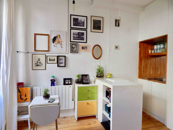 Dans belle résidence, studio 17 m2 rez-de-chaussée dans cours arborée. <br />Il  Paris, France Studio Doudeauville Entire rental unit vacation rental 19907624