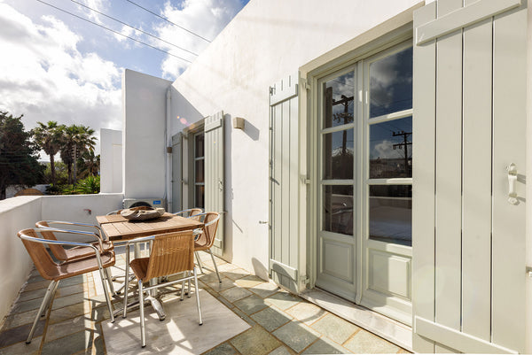 Strata Home is a property located in the heart of Naousa, the most cosmopolitan  Greece Strata Home by Rocks Estates Cycladic home vacation rental 44468996