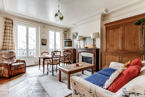 This spacious and typical Parisian Flat is ideally located at the center of Pari Paris, France Spacious Typical Parisian Flat Entire rental unit vacation rental 12528086