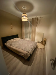 Bonjour à vous, futur colocataire d’un week end!<br />Nous, c’est Loïs et Mathie Lyon, France Chez Baghee Private room in rental unit vacation rental 754410690455573113