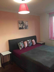 Ich vermiete eine sonnige und helle Wohnung 5 Minuten von der U6 U-Bahn Station   Sonnige Wohnung in Ubahn-Nähe! Entire rental unit vacation rental 40633093