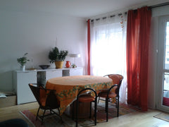 Partage volontiers mon 2 pièces spacieux et lumineux, traversant (Est/ouest),  a Paris, France 2 pièces 52m2 très clair avec balcon Paris 12è Entire condo vacation rental 29515627