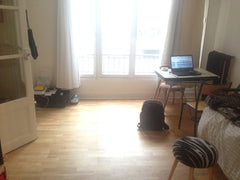 Charmant studio de 21m2 aux pieds du Sacré Cœur et à 2 pas des stations Anvers ( Saint-Germain-au-Mont-d'Or, France Charmant studio aux pieds du Sacré Cœur Entire rental unit vacation rental 21883065