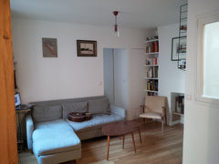 Ideally situated in a lively pleasant neighborhood in the heart of Montmartre (M Paris, France Apartment Montmartre Abbesses Entire rental unit vacation rental 11004676