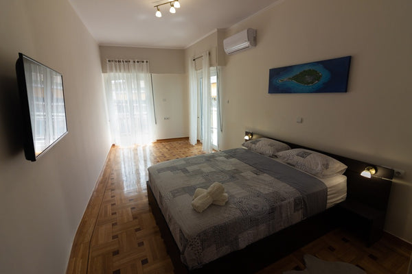 The largest apartment in the center of Athens.  10-15 minutes walk to the parlia IL Acropolis View Big Apartment Entire rental unit vacation rental 51361778