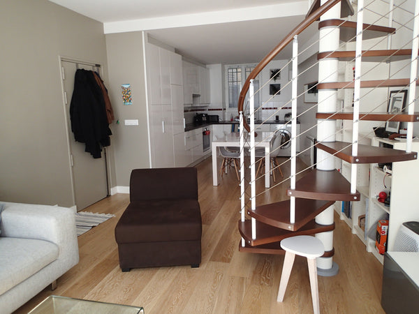 Modern appartment renovated by an architect, in a quiet street at 5 minutes  wal Paris, France 53m² Duplex in Montmartre Entire rental unit vacation rental 3145372