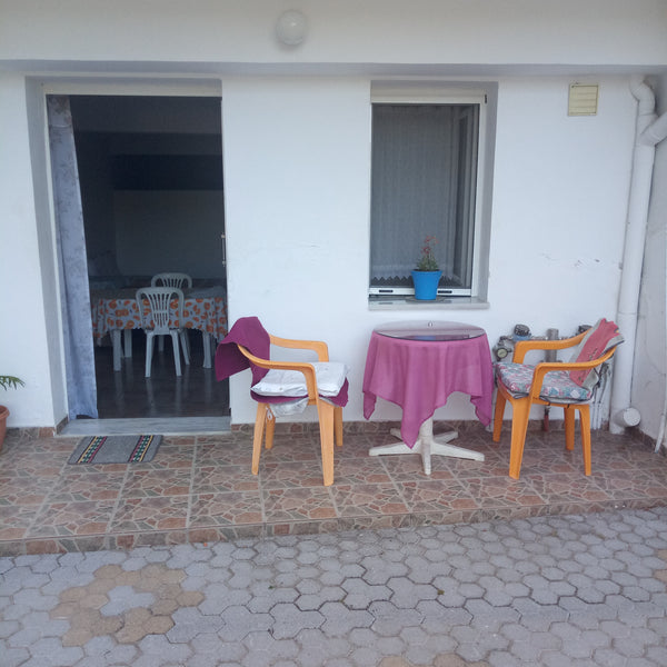 Forget your worries in this spacious and serene space!<br />The apartment is loc  Lovely spacious rental unit (3 people) Entire rental unit vacation rental 50971684