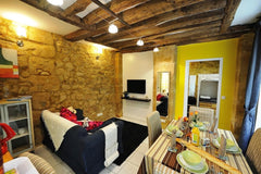 Located in a private residence in the heart of Paris nearby many museums, shops  Paris, France Gorgeous Apartment in the Haut-Marais! Entire rental unit vacation rental 21580672