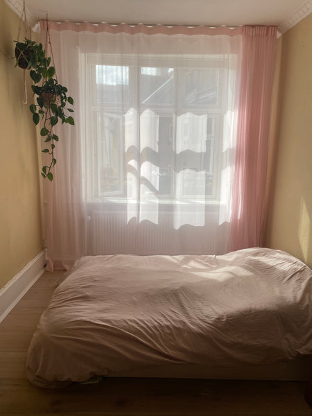 Cosy room with view over the roofs of Copenhagen. As it faces the backyard it is Copenhagen, Denmark Quiet room in central Copenhagen Private room in rental unit vacation rental 685398456411644639