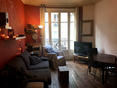 Haussmann apartment in a tiny quiet street. The flat is located in a cute and cl Paris, France Room near Jardin du Luxembourg Private room in rental unit vacation rental 23953382