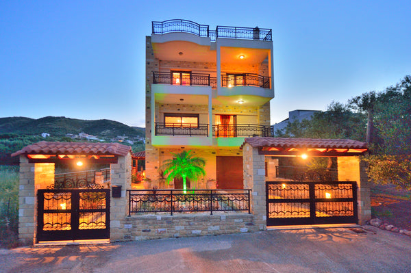 Our house is perfect for your vacation in crete.The beach of Mauros Molos is onl Kissamos, Greece Villa Pirgos - Kissamos Entire villa vacation rental 18699040