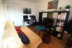 We live in the most fabulous neighborhood of Lyon : la Croix Rousse.<br />Up on  Paris, France Lovely appartment Lyon Croix Rousse Shared room in rental unit vacation rental 9475142