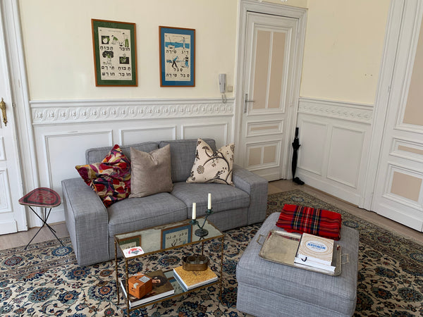 Get that old European charm! This gorgeous apartment situated in the Sablon is b London, United Kingdom Luxe apartment in the heart of Sablon Entire condo vacation rental 626819592326918406