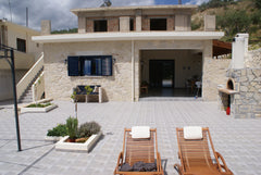 Apt. Zeus ligt in een olijfgaard net buiten het Kretenzer dorpje Kalesa op 25 au 's-Hertogenbosch, Netherlands Appartement Zeus op het mooie Kreta Entire rental unit vacation rental 6753516