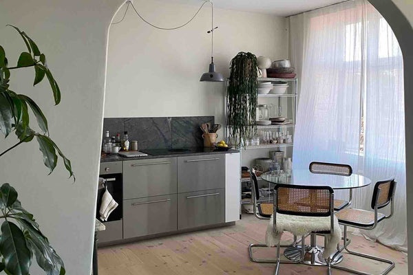 Hyggelig lejlighed med fantastisk udsigt over det gamle København. Lige ved side Copenhagen, Denmark City apartment with a historic view Entire rental unit vacation rental 2282736
