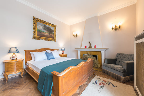 Located right opposite the park, offering a fabulous panoramic view of the city, Athens, Greece PORTRAIT - Room in flatshare #1 Private room in condo vacation rental 50474441