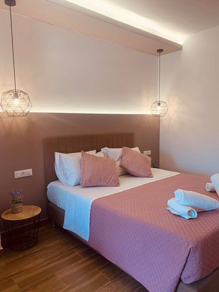Providing city views, a terrace and free WiFi, Peter's Place is located in Falir Rhodes, Greece Peters Place Entire serviced apartment vacation rental 44483133