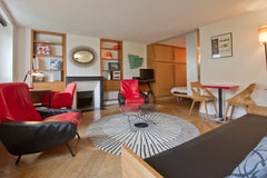 Quiet, 40m² with fully fitted eat-in kitchen & spacious living room near best bi London, United Kingdom Retro Haven in the Trendy 11th Entire rental unit vacation rental 2484766