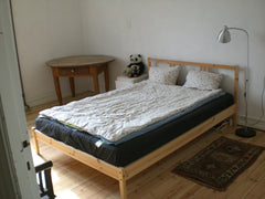 doppelseng i 16 kvm værels .Delekøkken,delebad , wifi Copenhagen, Denmark god udsigt fra rolig lejlighed Private room in rental unit vacation rental 2459663