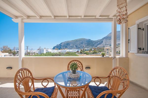 New renovated appartment just 3 min walking distance from the beautiful famous   Thera, Greece Veldi Art - Kamari Beach Apartment Entire rental unit vacation rental 34865508