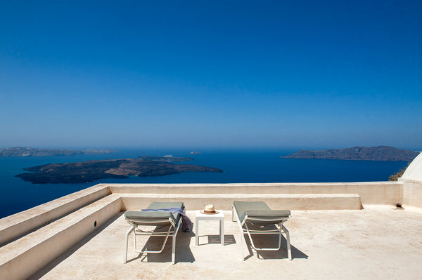Family owned and run, stylishly refurbished holiday home.<br /><br /><b>The spac Athens, Greece ikia kriton- traditional cosy apartment sea view Entire rental unit vacation rental 9572939