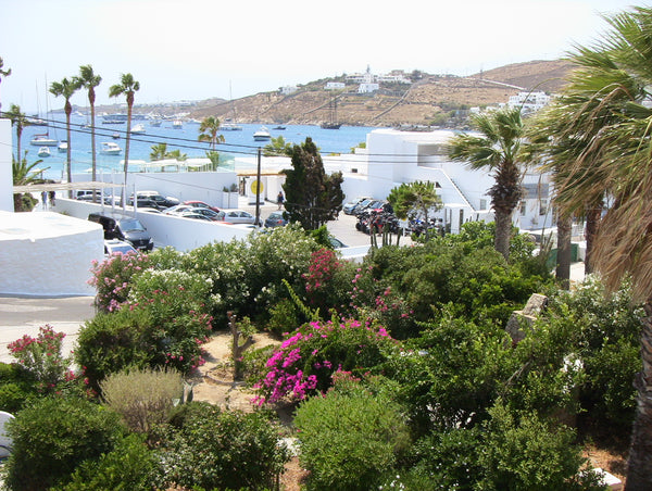 A lovely studio in Mykonos overlooking the sea and a 100 metres walk from the sa Athens, Greece Mykonos studio 30m walk from beach Entire rental unit vacation rental 3536425