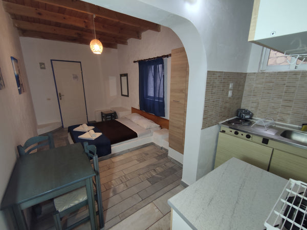 Quite Family owned Traditional Greek style Cottage set on a hillside along a liv  Lovely family apartment by the garden Entire serviced apartment vacation rental 667091882720542172