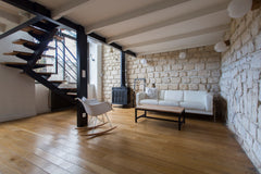 60M2 artist’s “atelier” apartment with 2 floors. <br />Very well located, in Mon Paris, France ★ MONTMARTRE CHARMING ATELIER FOR 2 PERSONS Entire rental unit vacation rental 16121321