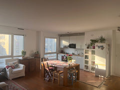 Appartement spatieux à Belleville, en plein coeur de Paris. A 2mn de la station  Paris, France Grand appartement central Paris, 5 personnes, 2 ch Entire condo vacation rental 5306338