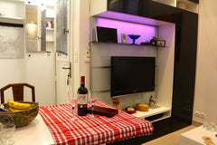In the north of Paris (18th), well located, within 10 minutes' walk from North S Paris, France Charming studio near Montmartre Entire rental unit vacation rental 5702173