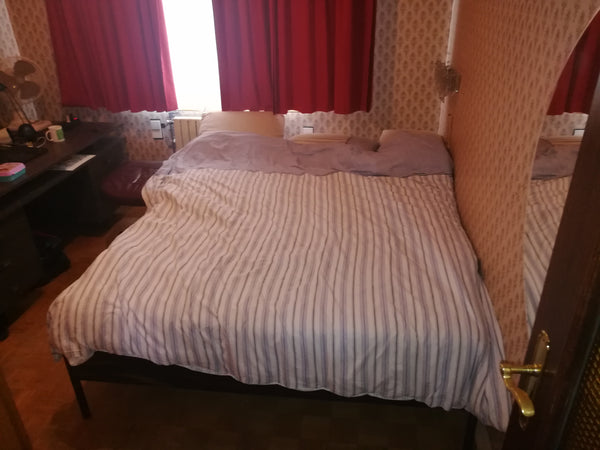 Wohnung in unmitelbare nähe zu Schloss Schönbrunn, 4 Minuten zu Fuss Gloriett Ei Vienna, Austria Zimmer neben Schönbrunn Doppelbettzimmer Private room in rental unit vacation rental 30000062